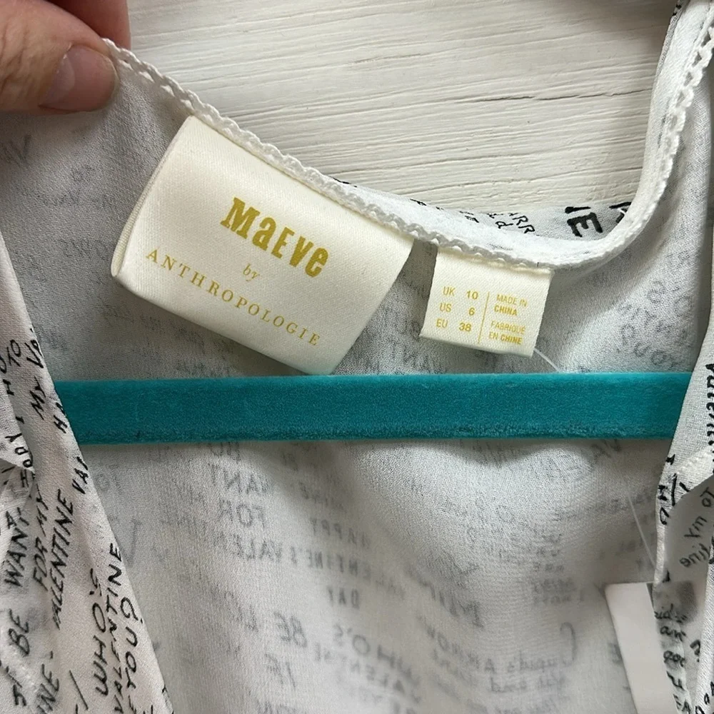 Maeve from ANTHROPOLOGIE love Note valentine romantic script Wrap Top Size 6 NWT - Picture 4 of 7